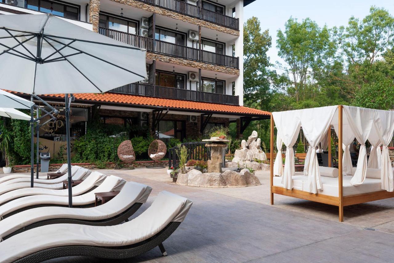 The Green Paradise Apartments Primorsko Exterior photo