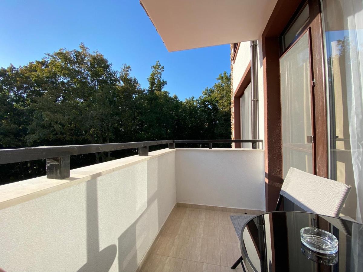 The Green Paradise Apartments Primorsko Exterior photo