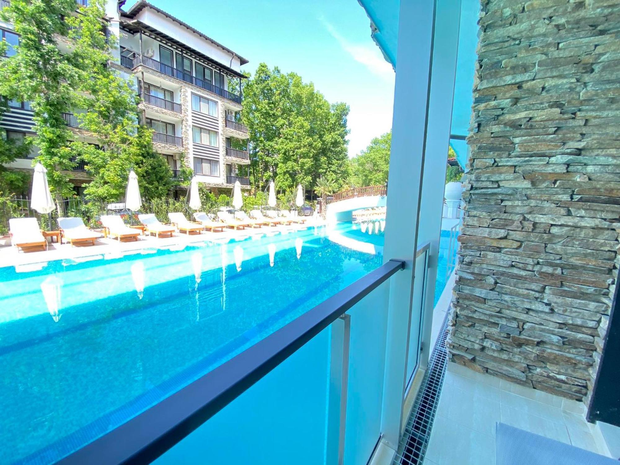 The Green Paradise Apartments Primorsko Exterior photo
